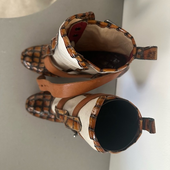 Vivienne Westwood Boots - Picture 5 of 6